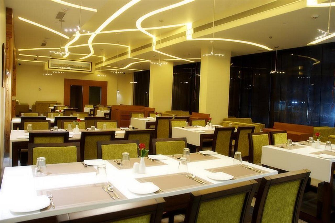 金海滩度假酒店 达曼 外观 照片