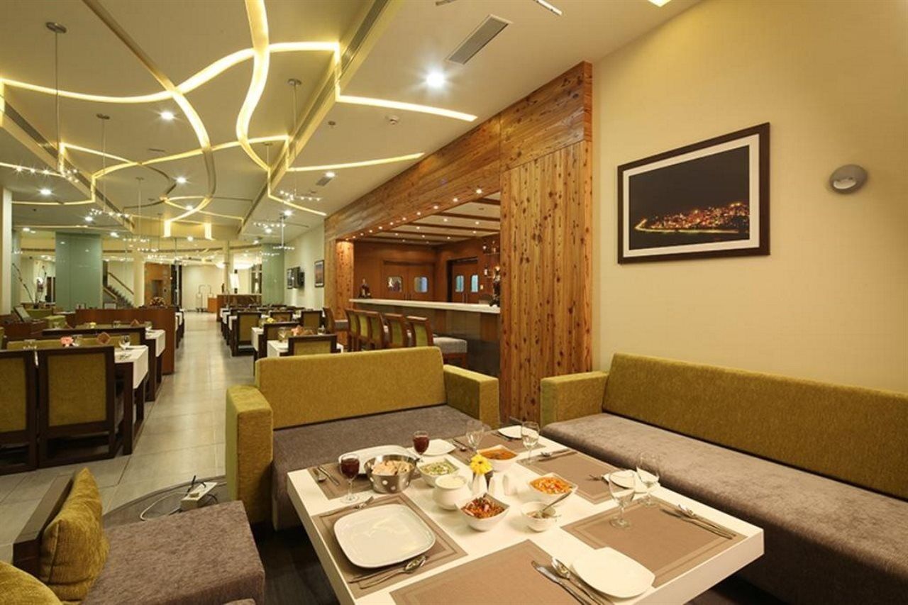金海滩度假酒店 达曼 外观 照片
